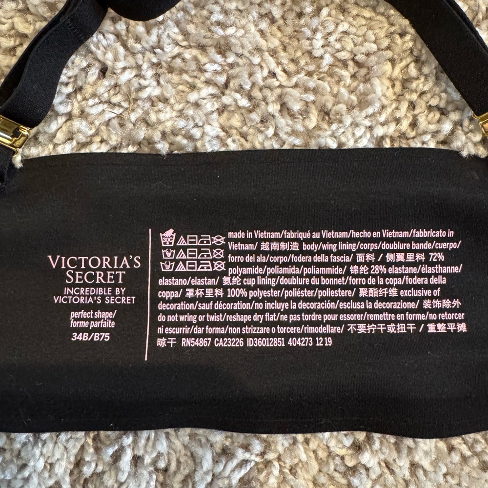 Victoria's Secret Incredible Perfect Shape Push-Up Bra - Picture 3 of 5